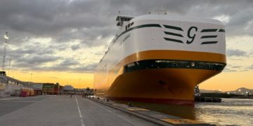 BYD desembarca quase 5 mil veículos eletrificados no Porto de Itajaí