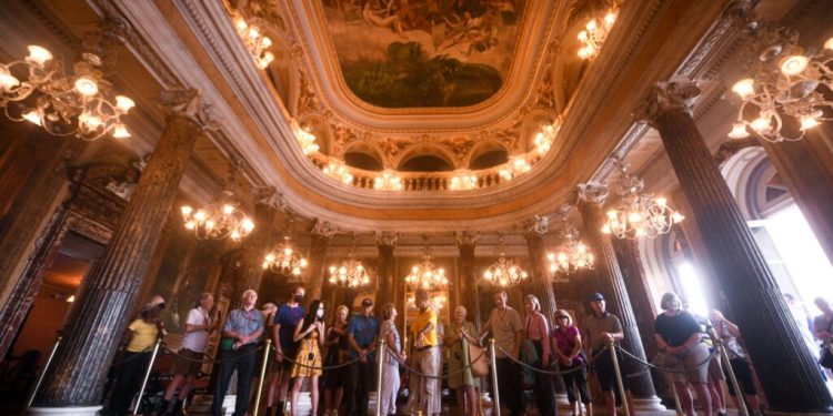 Amazonastur completa 23 anos fortalecendo o turismo e a economia do Amazonas