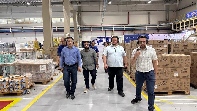 Fábrica da BIC em Manaus reforça importância estratégica da Zona Franca durante visita da Suframa