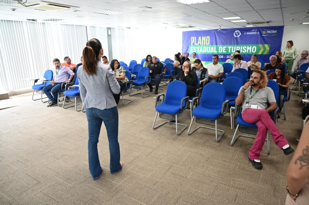 Parintins se prepara para receber mais de 120 mil visitantes com estrutura ampliada para turistas