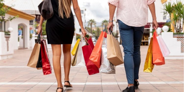 Dia dos Namorados deve gerar R$ 2,84 bilhões em vendas no comércio brasileiro