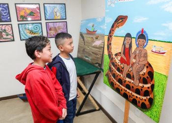 Exposição sobre mudanças climáticas é aberta no Ecam com participação de estudantes da Prefeitura de Manaus