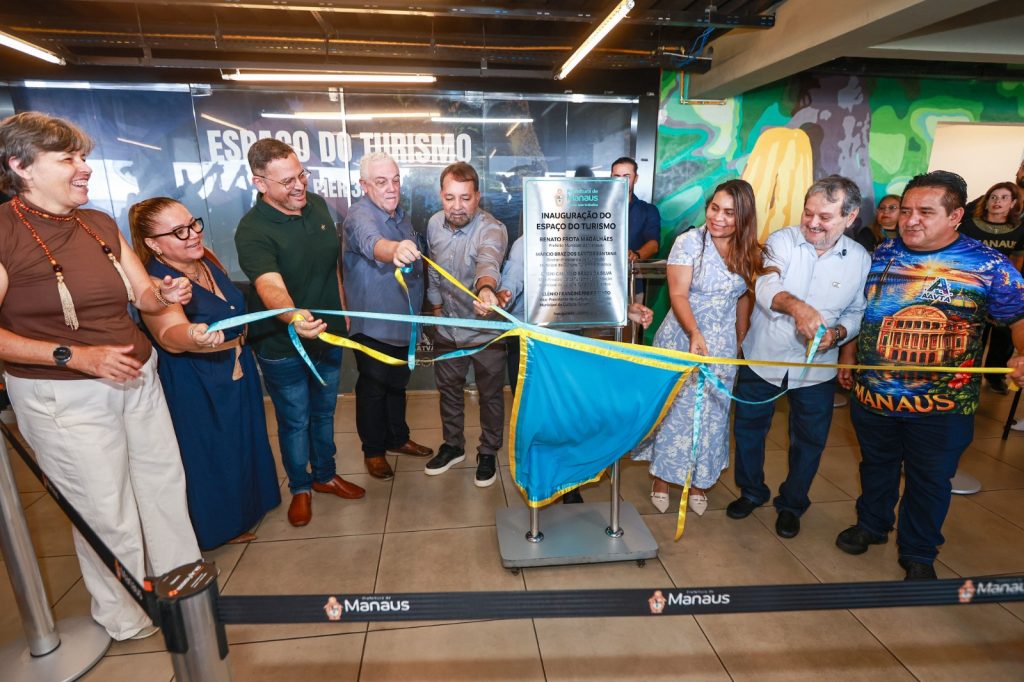 Prefeitura de Manaus inaugura ‘Espaço do Turismo’ no mirante Lúcia Almeida e amplia atendimento aos visitantes