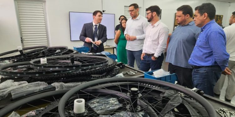Suframa visita fabricante de bicicletas elétricas e conhece plano de expansão no Polo Industrial de Manaus