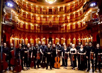 Orquestra de Câmara do Amazonas apresenta concerto que une Bach e Schnittke no Teatro Amazonas
