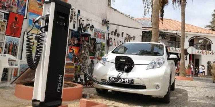 Destaque da Copa do Mundo, Cabo Verde aposta na mobilidade elétrica para reduzir dependência do petróleo