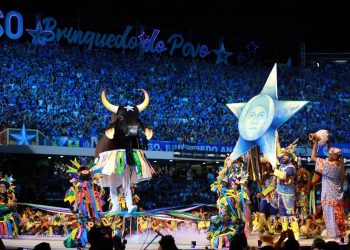 Caprichoso emociona o público exaltando cultura e tradições da Região Norte