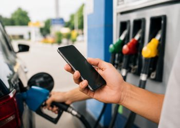 ANP cria app para motorista conferir qualidade de posto de combustível
