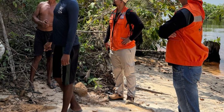 Defesa Civil de Manaus realiza vistoria técnica em comunidades indígenas da RDS do Tupé para avaliação de áreas de risco