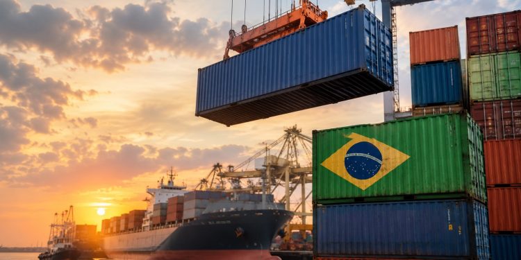Mercosul inicia acordo comercial com Singapura e elimina tarifas para exportações brasileiras