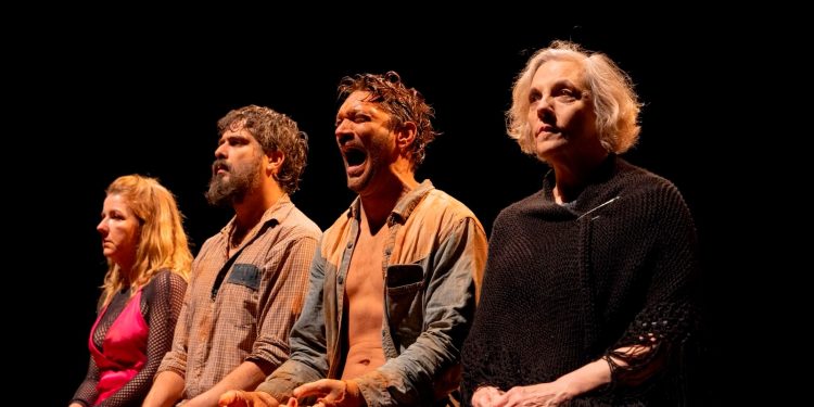 Premiado no Brasil e no exterior, espetáculo “Tom na Fazenda” abre nesta terça-feira a 2ª Mostra de Teatro Águas de Manaus