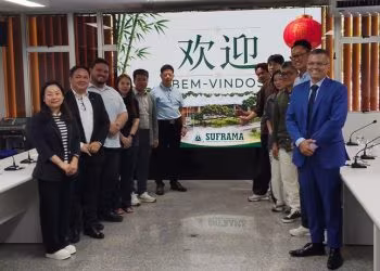 Comitiva chinesa conhece oportunidades de negócios no Polo Industrial de Manaus