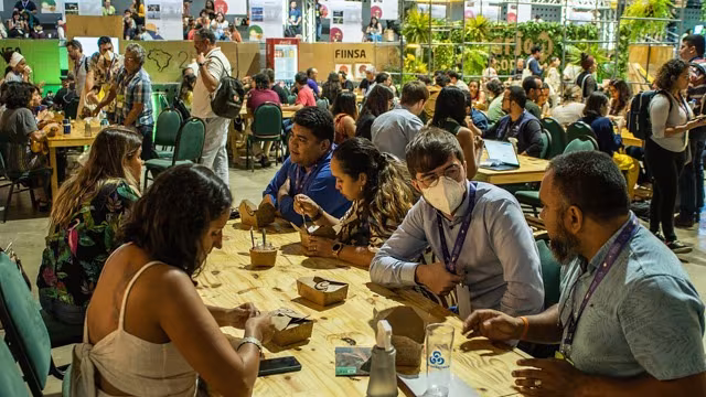 FIINSA convida o público a sentar nas mesas de debate e traçar um retrato da nova economia da Amazônia