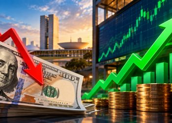 Dólar cai a R$ 5, e bolsa sobe quase 8% após primeiro turno