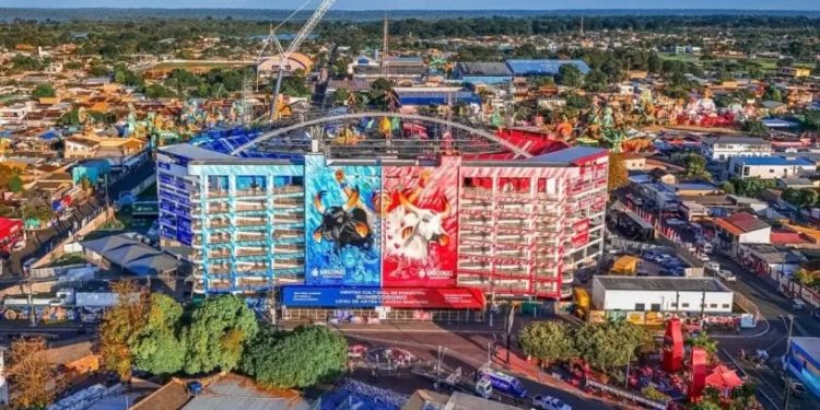 Parintins recebe encontro do Sebrae sobre inteligência artificial e inovação para o turismo e a cultura