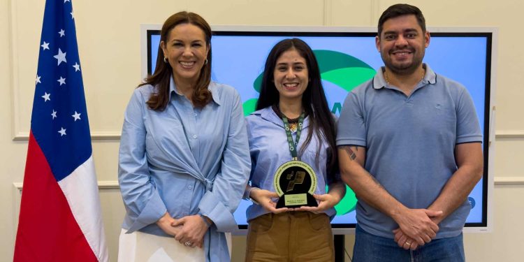 Do interior do Amazonas ao reconhecimento internacional: estudante de Agroecologia da UEA vence prêmio e leva projetos amazônicos à China